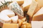 Диетолог рассказала, какой сыр повышает половую активность
