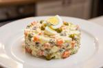 Самый полезный новогодний салат из популярных какой?