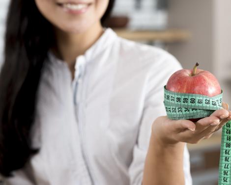 Диетолог назвала продукты, способные снизить мужскую потенцию