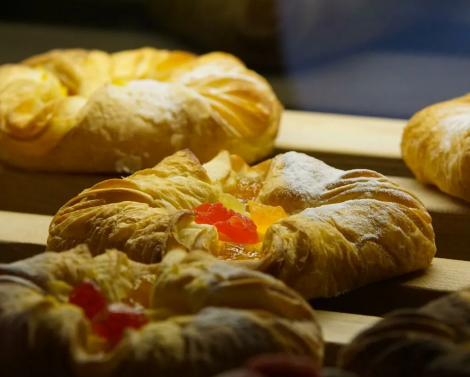 «Голодная кровь» и «замкнутый круг»: как победить тягу к сладкому, по мнению диетолога