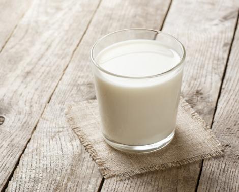 Диетолог рассказала, стоит ли употреблять молочные продукты перед сном Диетолог Мухина посоветовала выпивать перед сном кефир вместо молока Диетолог рассказала, стоит ли употреблять молочные продукты перед сном Диетолог Мухина посоветовала выпивать перед сном кефир вместо молока