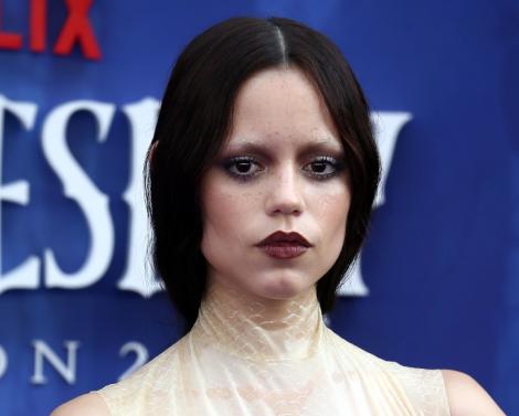 Мода на осветленные брови: откуда пошел тренд и чем он опасен Мода на осветленные брови: откуда пошел тренд и чем он опасен