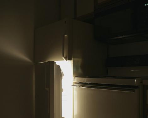 Диетолог Мухина предупредила о последствиях привычки питаться перед сном