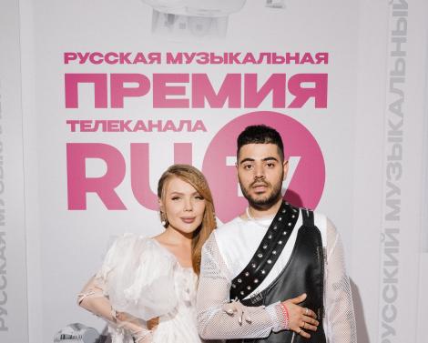 Косметолог Мухина уличила Карину Кросс во лжи относительно филлеров в лице