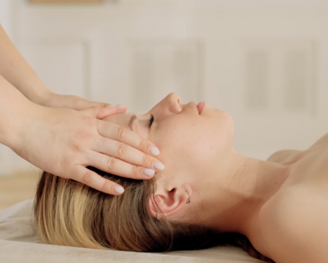 Почему тактильные ощущения являются важной частью ухода? Как это влияет на микроциркуляцию и лимфодренаж? Почему тактильные ощущения являются важной частью ухода? Как это влияет на микроциркуляцию и лимфодренаж?