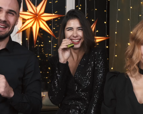 Как психосоматическая связь расслабляющей атмосферы влияет на кожу? Может ли снижение кортизола реально менять цвет лица, воспаления, старение? Как психосоматическая связь расслабляющей атмосферы влияет на кожу? Может ли снижение кортизола реально менять цвет лица, воспаления, старение?