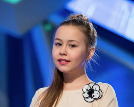 «Через два года лицо поплывет»: косметолог объяснила, почему 17-летняя внучка Маслякова выглядит старше своих лет